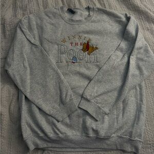 Winnie The Pooh Crewneck size XL